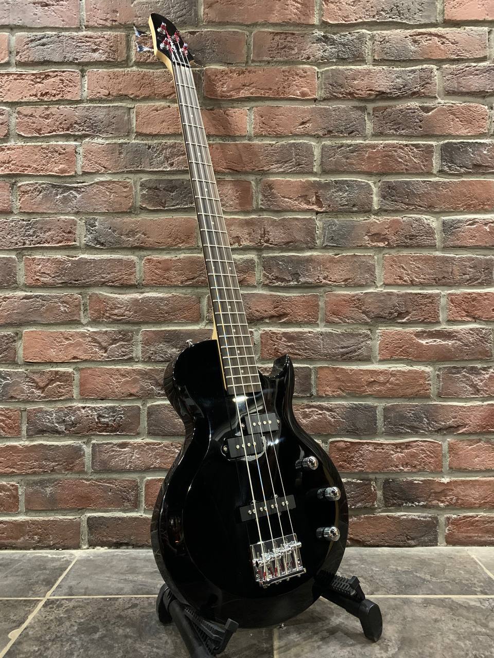 Бас Гитара Les Paul Clevan Black - изображение 10