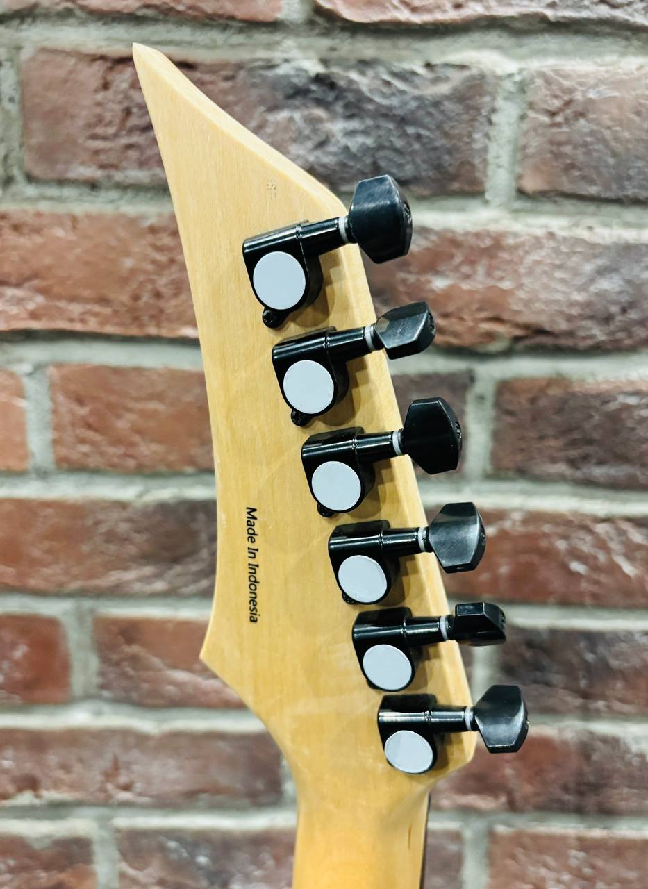 Электрогитара SuperStratocaster HH Skull Edition (Индонезия) - изображение 8