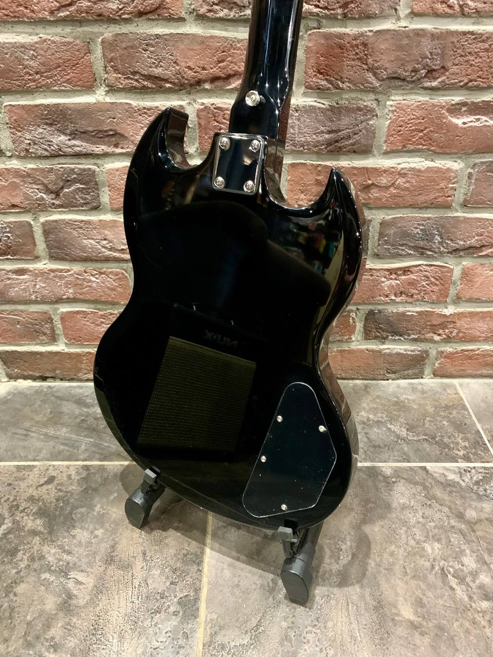 Леворукая Электрогитара HB-SG Black+ Комбик-Процессор NUX 20 вт - изображение 4