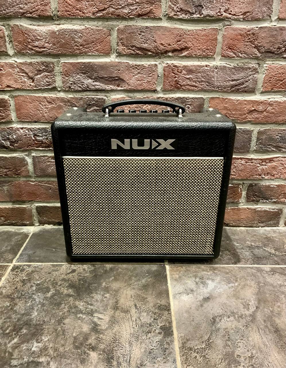 Леворукая Электрогитара HB-SG Black+ Комбик-Процессор NUX 20 вт - изображение 10