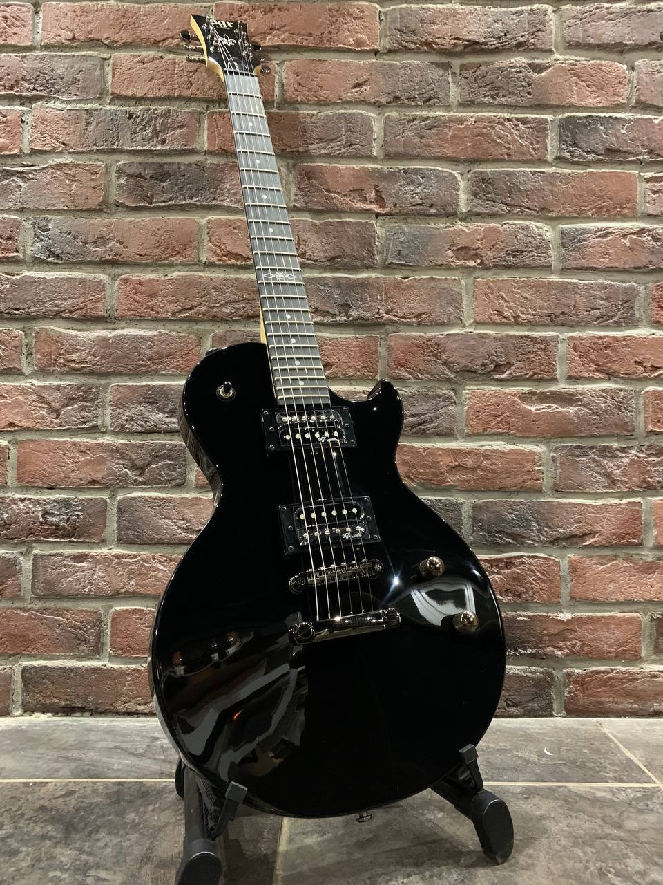 Электрогитара Les Paul Schecter Black Solo 2 - изображение 9