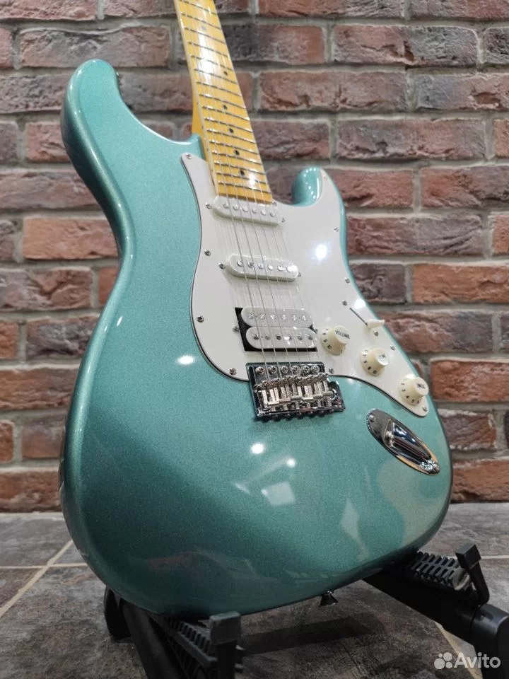 Электрогитара Stratocaster Shinobi SSH