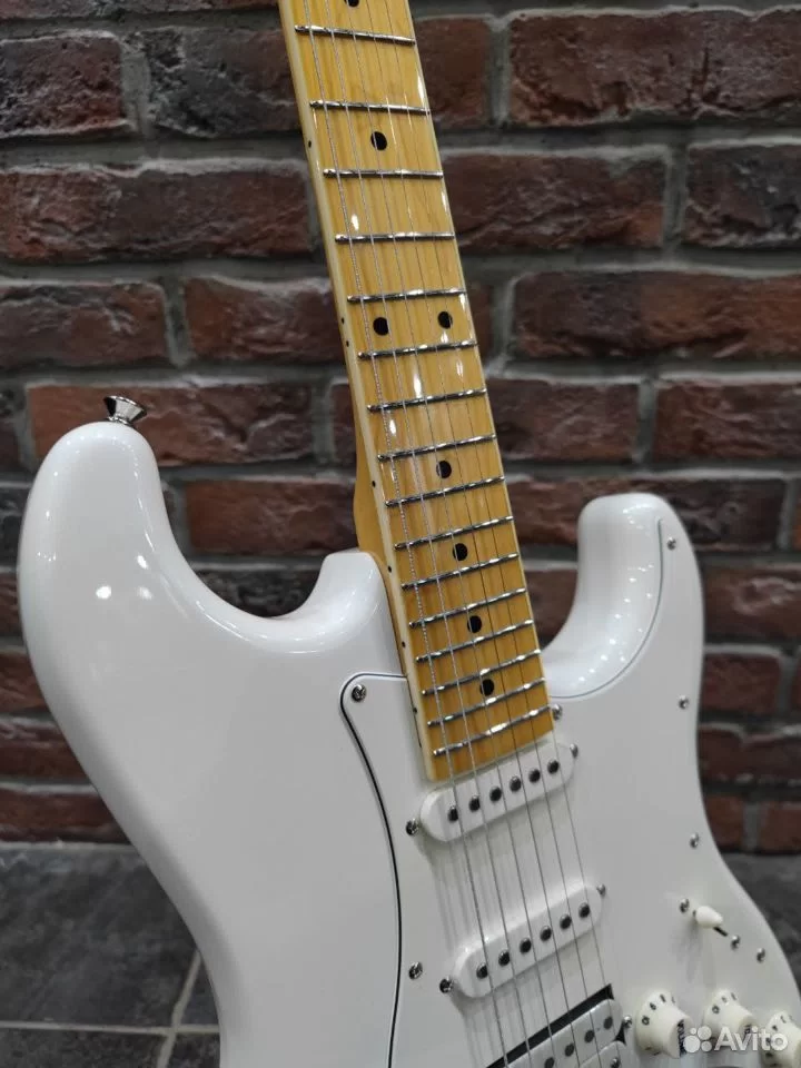Электрогитара Stratocaster White (аналог Fender) - изображение 2