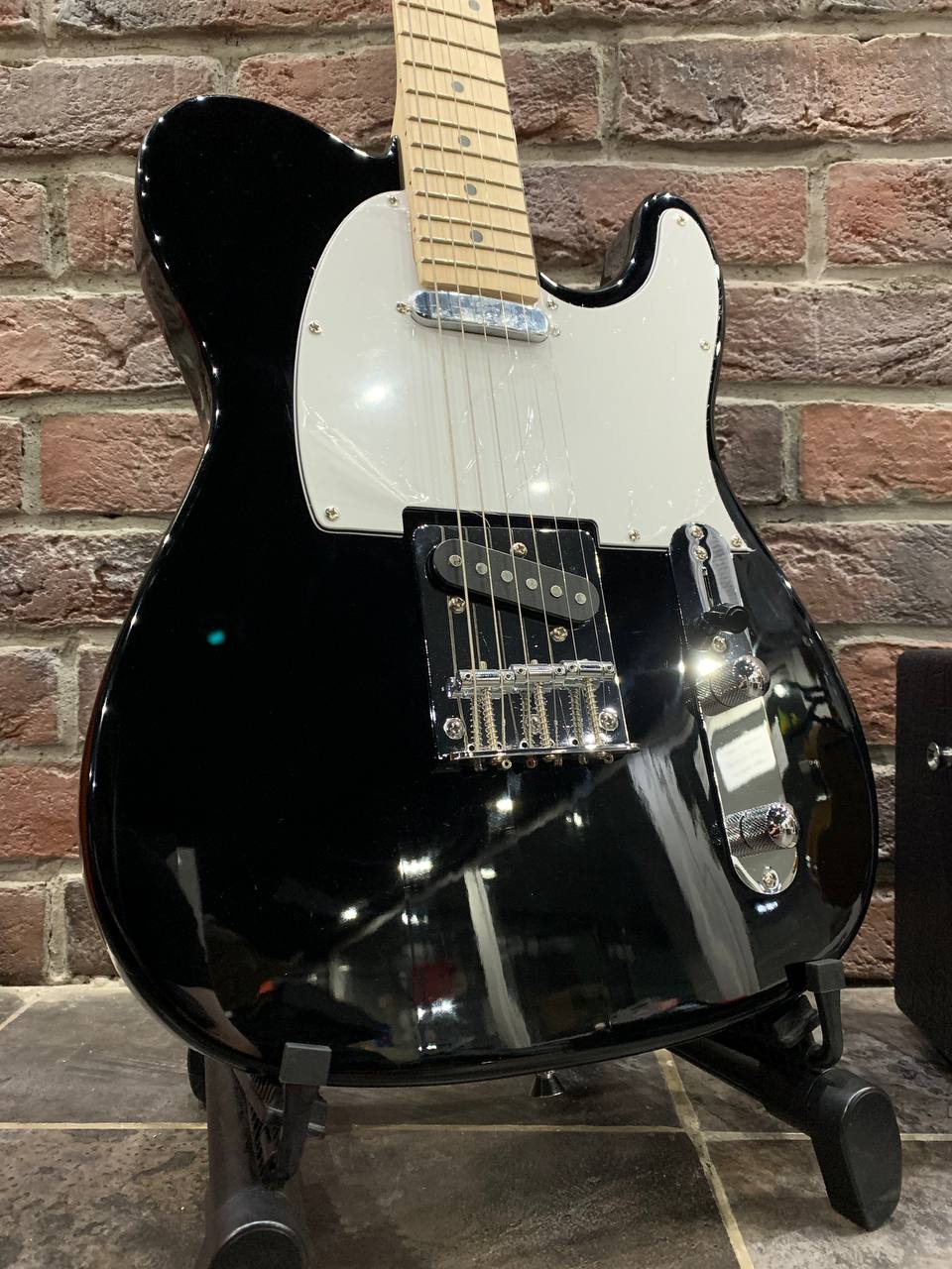 Электрогитара Telecaster + Комбик NUX MK-2 (2 канала,портативный) - изображение 6