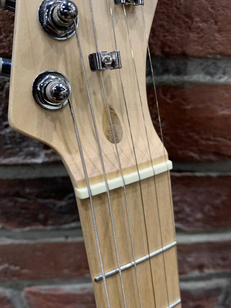 Электрогитара Telecaster + Комбик NUX MK-2 (2 канала,портативный) - изображение 10