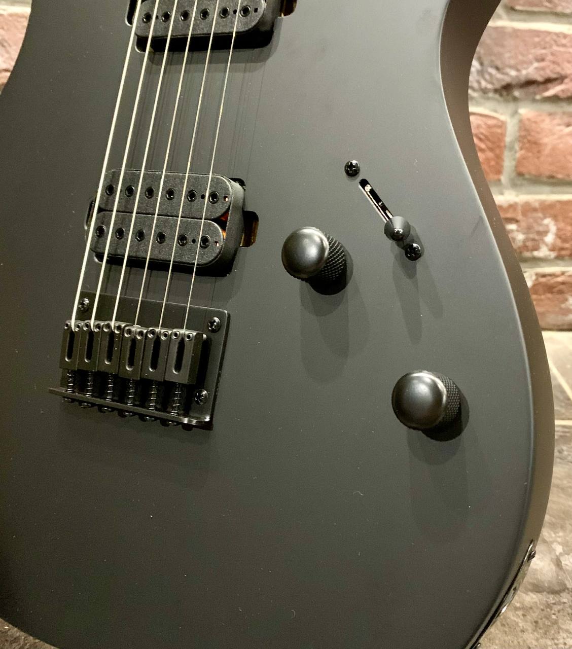 Электрогитара Spira Super Stratocaster 400 MBK - изображение 5