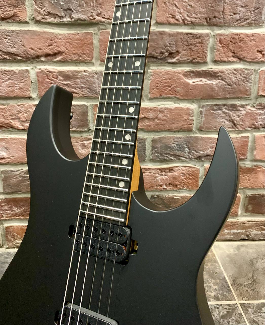 Электрогитара Spira Super Stratocaster 400 MBK - изображение 6