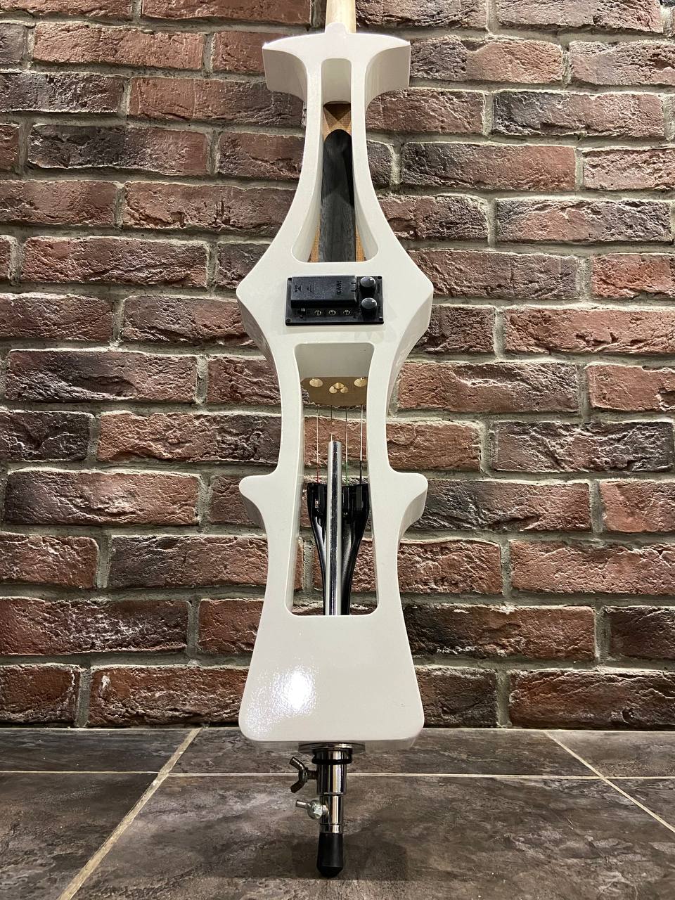 Электровиолончель Аntonio Lavazza-250 WH 4/4 - изображение 2