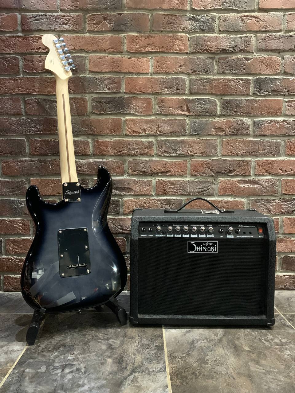 Электрогитара Fender Affinity HSS+ Комбик 40 вт Mic input (полный комплект) - изображение 2