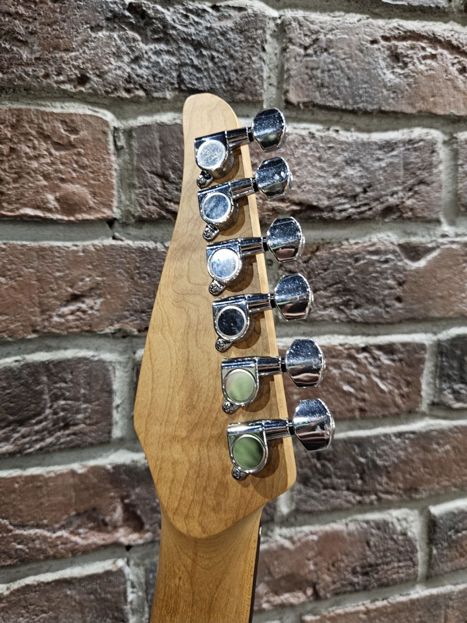 Электрогитара Stratocaster HSS + Чехол (Эксклюзив) - изображение 8