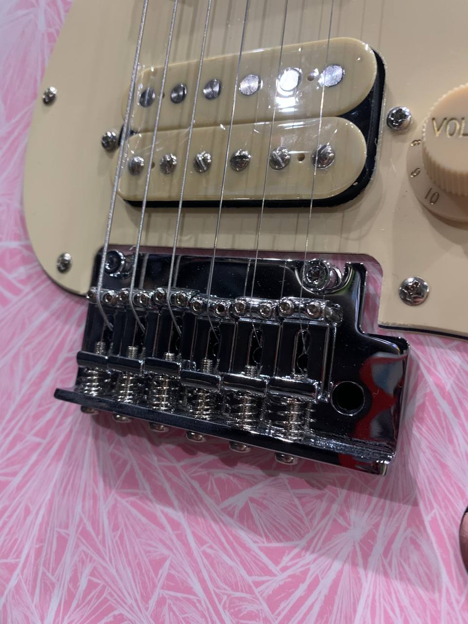 Электрогитара Stratocaster HSS + Цифровой Комбик 30 ват с Эффектами и Драм Машиной - изображение 5