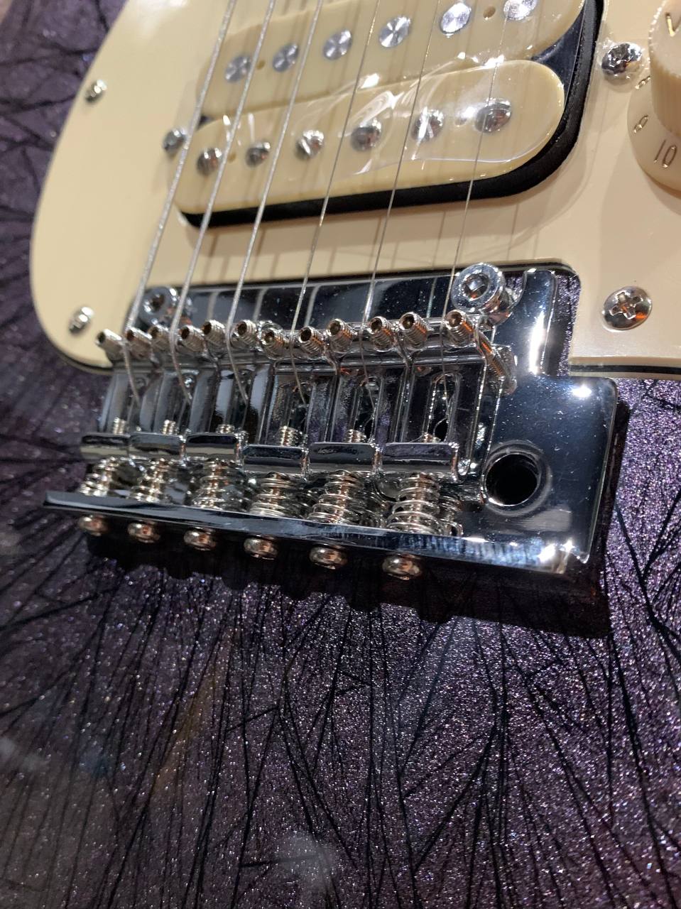 Эксклюзивная Электрогитара Stratocaster HSS + Цифровой Комбик 30 ват с Эффектами - изображение 5