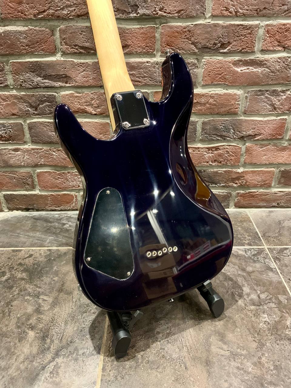 Электрогитара EMG Aion Violet ED + Комбик NUX MK2 - изображение 4