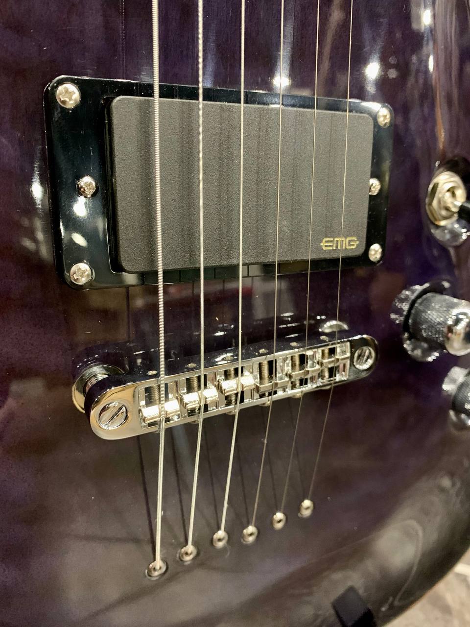 Электрогитара EMG Aion Violet ED + Комбик NUX MK2 - изображение 6
