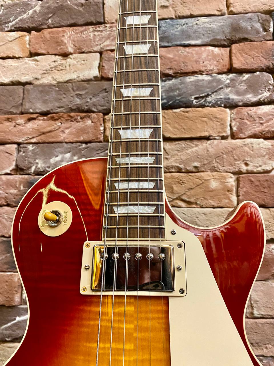 Электрогитара Gibson Les Paul Standard '60s Iced Tea USA - изображение 3