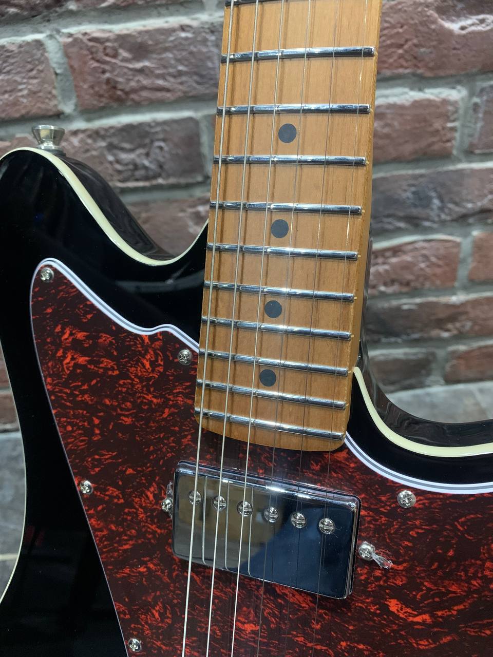 Электрогитара Jet Jaguar JJ-350 BK - изображение 6