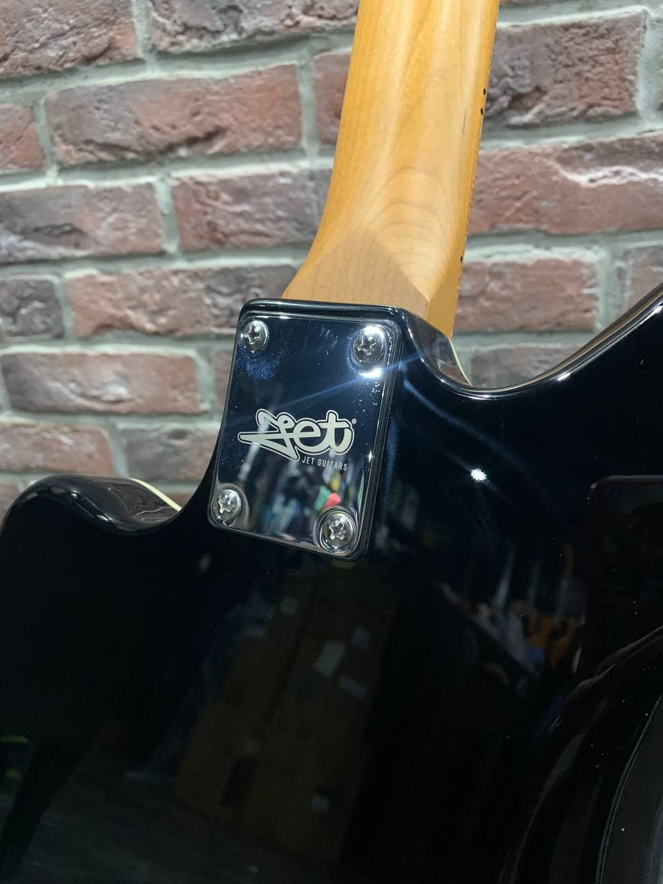 Электрогитара Jet Jaguar JJ-350 BK - изображение 7
