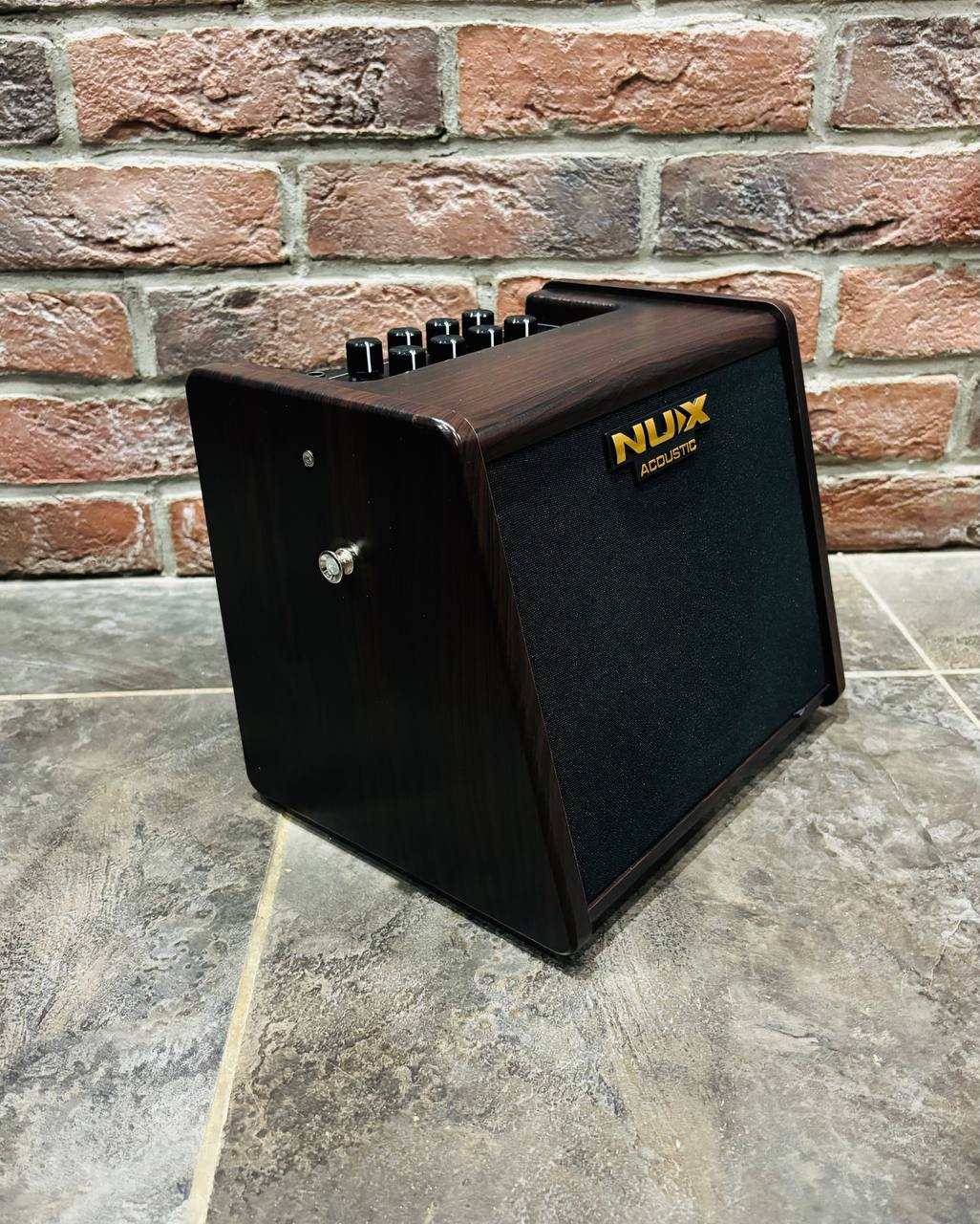 Аккумуляторный Комбик NUX Acoustic 25 ват - изображение 2