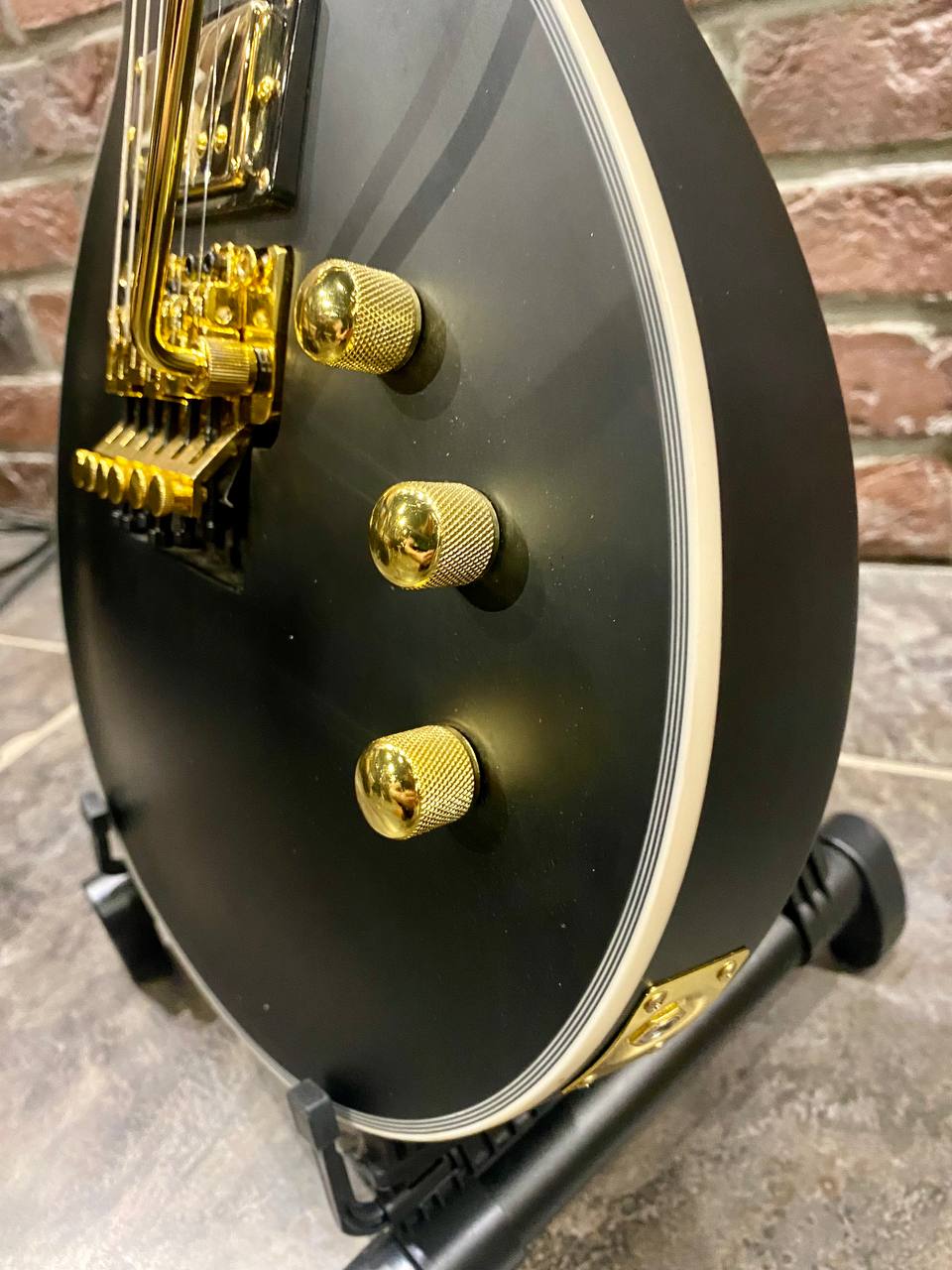 Электрогитара Les Paul Magna (Floyd Rose Edition) - изображение 4