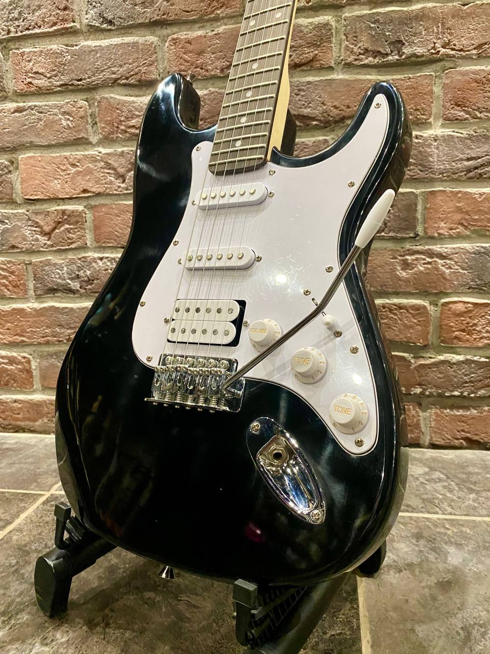 Электрогитара Stratocaster для Начинающих