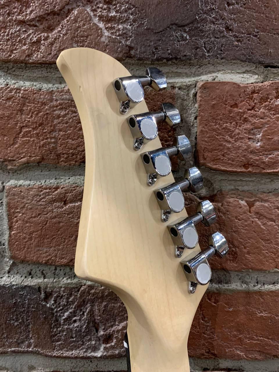Электрогитара под Fender + Цифровой Комбик NUX Mark 2 (комплект) - изображение 10