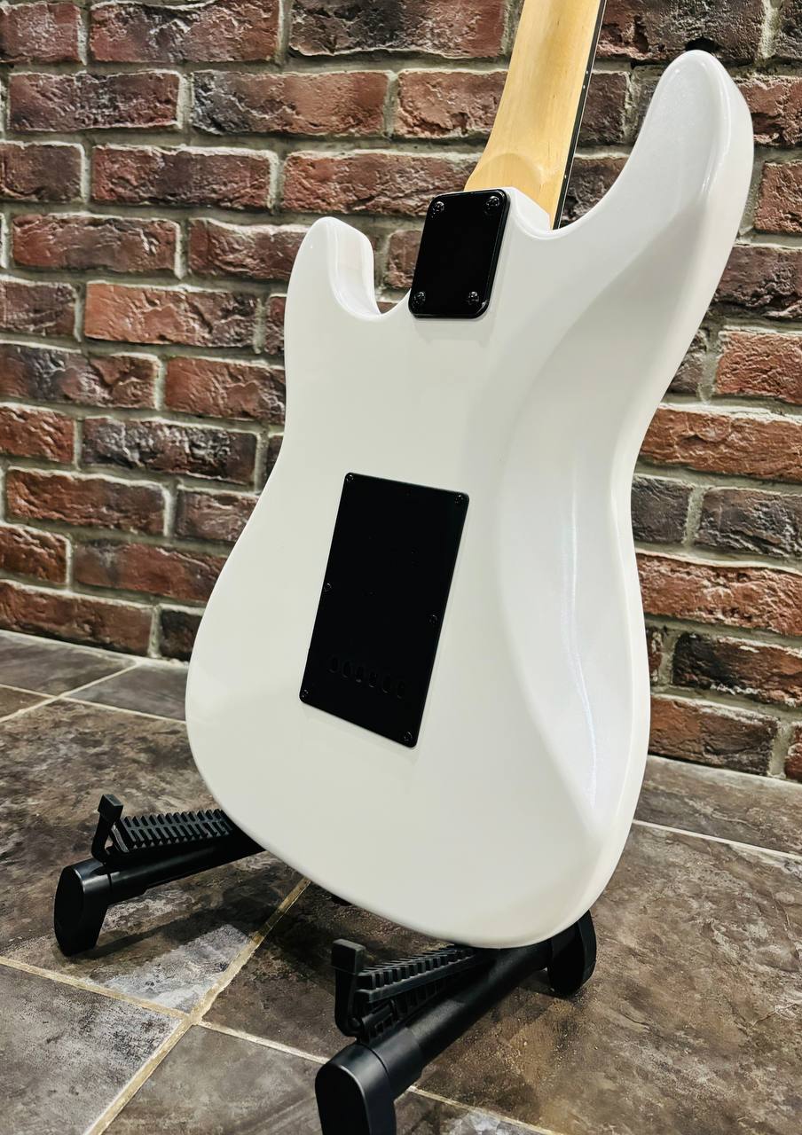 Электрогитара под Fender HSS Black Series - изображение 2