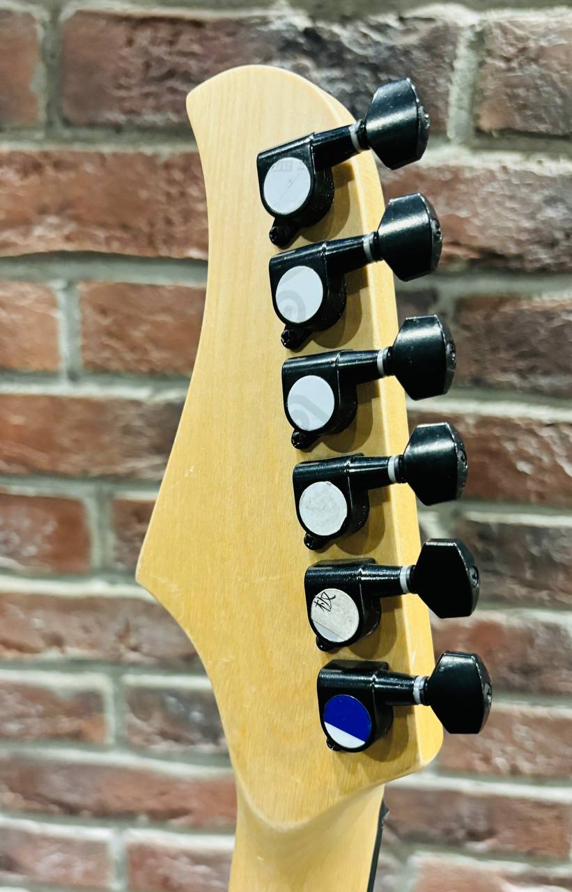 Электрогитара Strarocaster Black Series HSS - изображение 7
