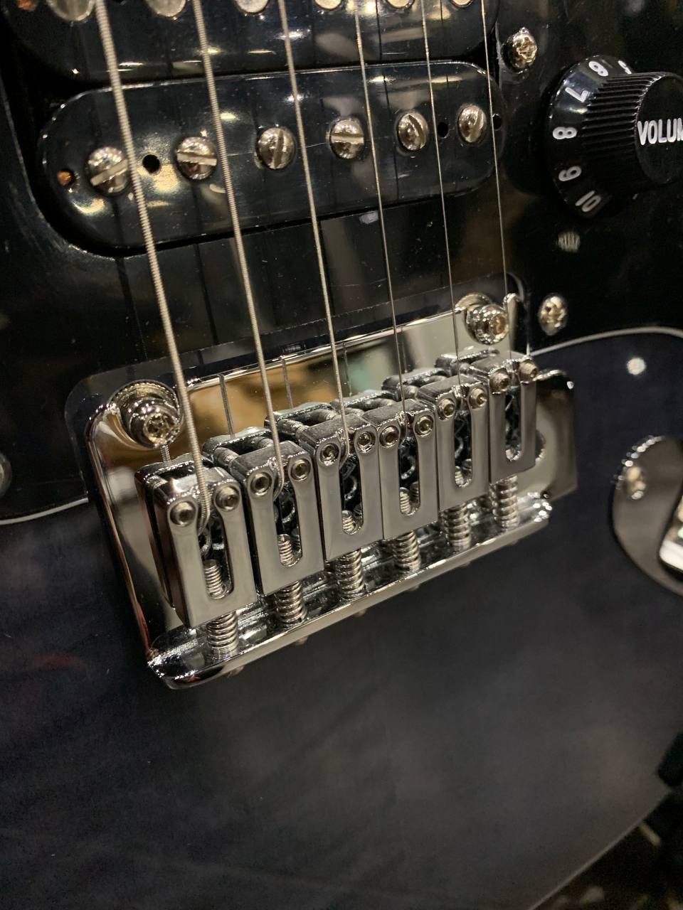 Электрогитара Fender Stratocaster Affinity + Комбик с Эффектами и Драм Машиной - изображение 6