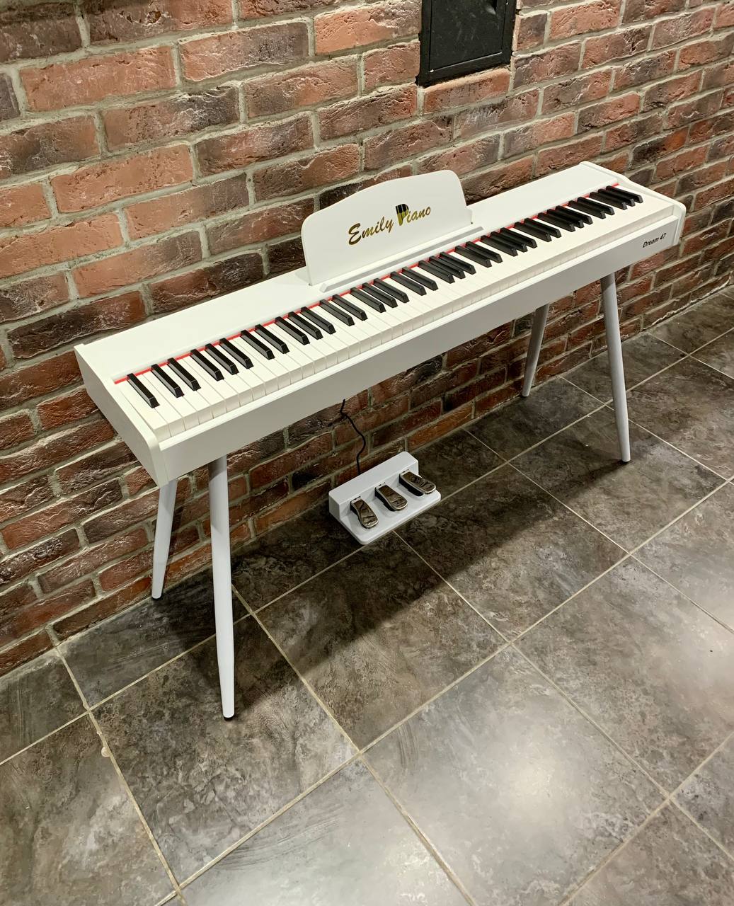 Цифровое Пианино для Музыкальной Школы Emily D-47 WH - изображение 3