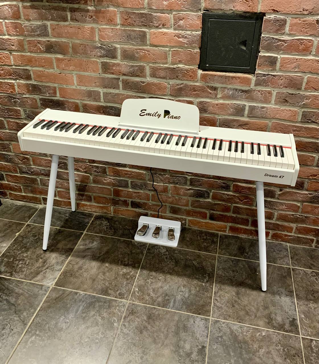 Цифровое Пианино для Музыкальной Школы Emily D-47 WH - изображение 4