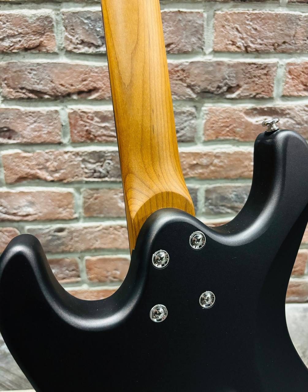 Электрогитара Grote HSS Stratocaster (Рельсовые Звучки с Отсечкой) - изображение 6