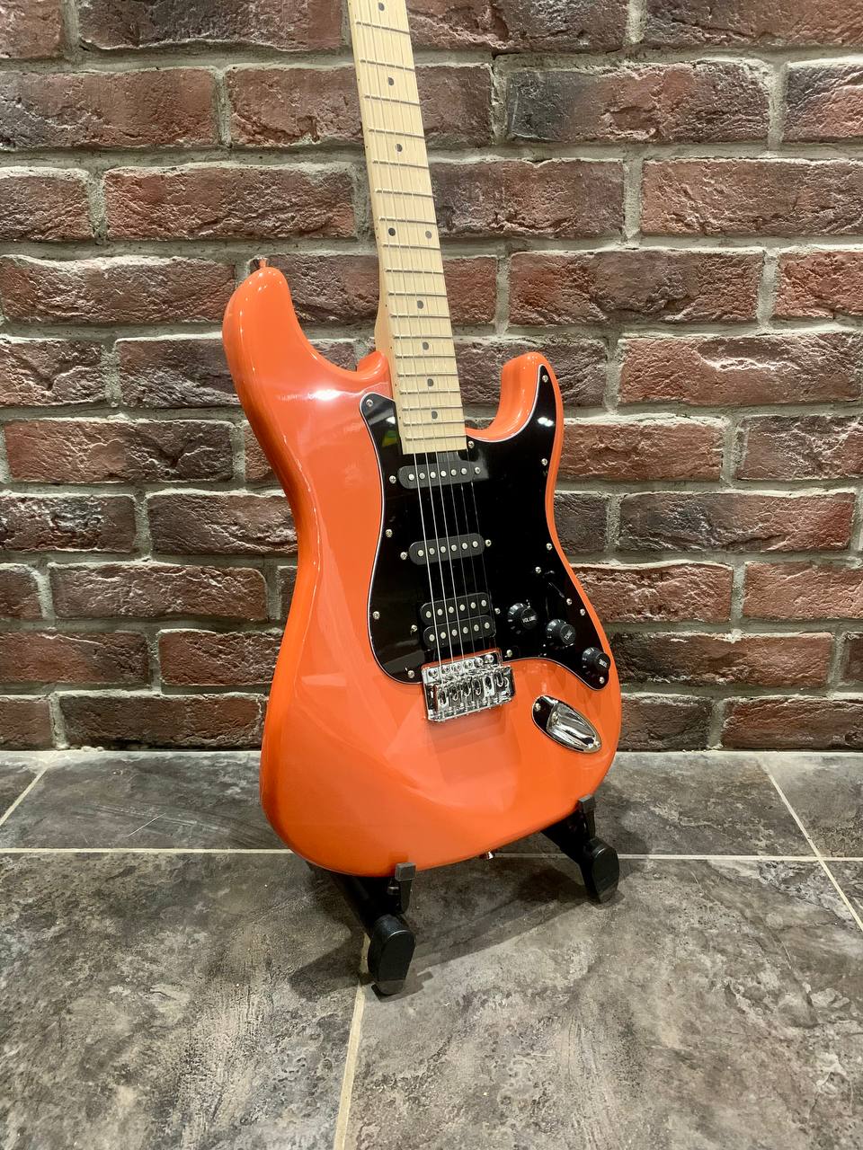 Электрогитара Stratocaster HSS Orange - изображение 3