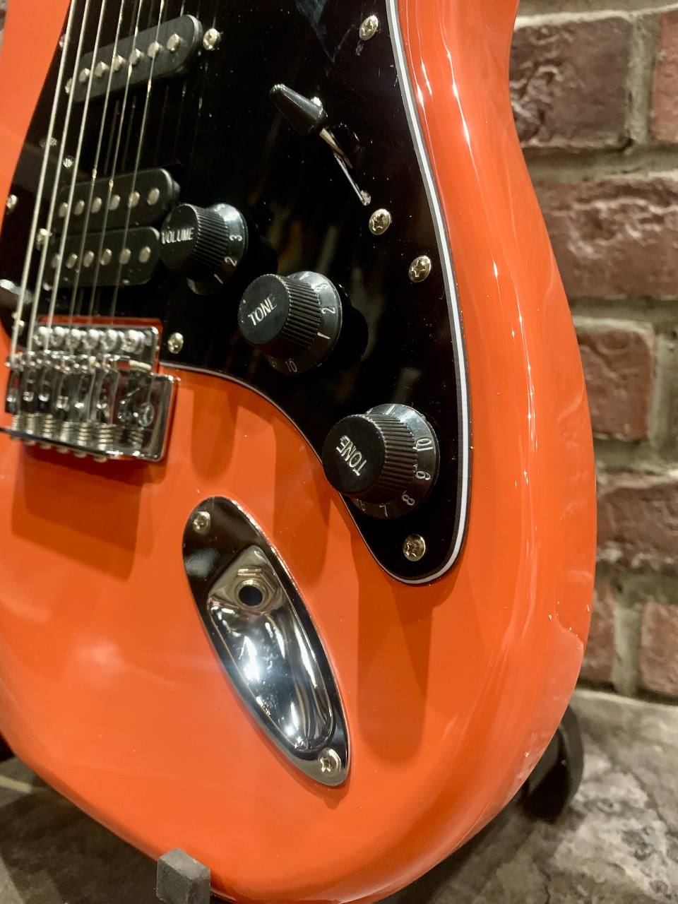 Электрогитара Stratocaster HSS Orange - изображение 5