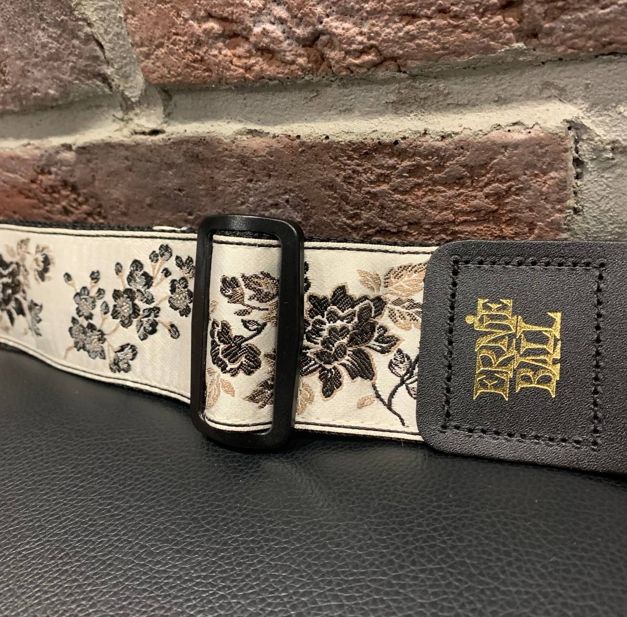 Гитарный Ремень Ernie Ball White Rose (USA) - изображение 7