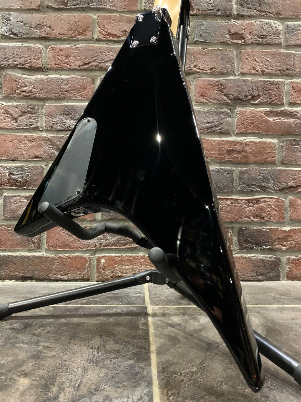 Электрогитара Caraya Черная Стрела HH - изображение 2