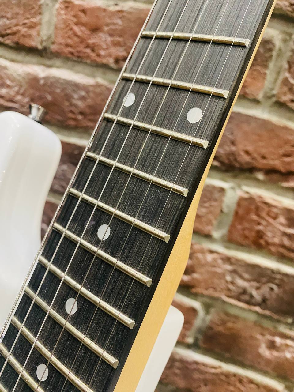 Электрогитара White Stratocaster для Начинающих - изображение 5