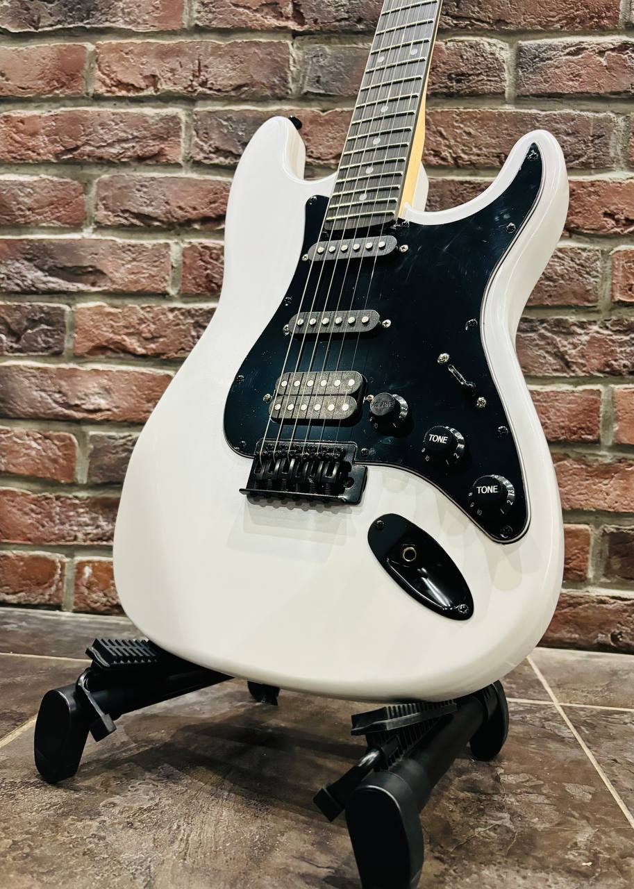 Электрогитара Stratocaster HSS Black Series + Портативный Комбик - изображение 7