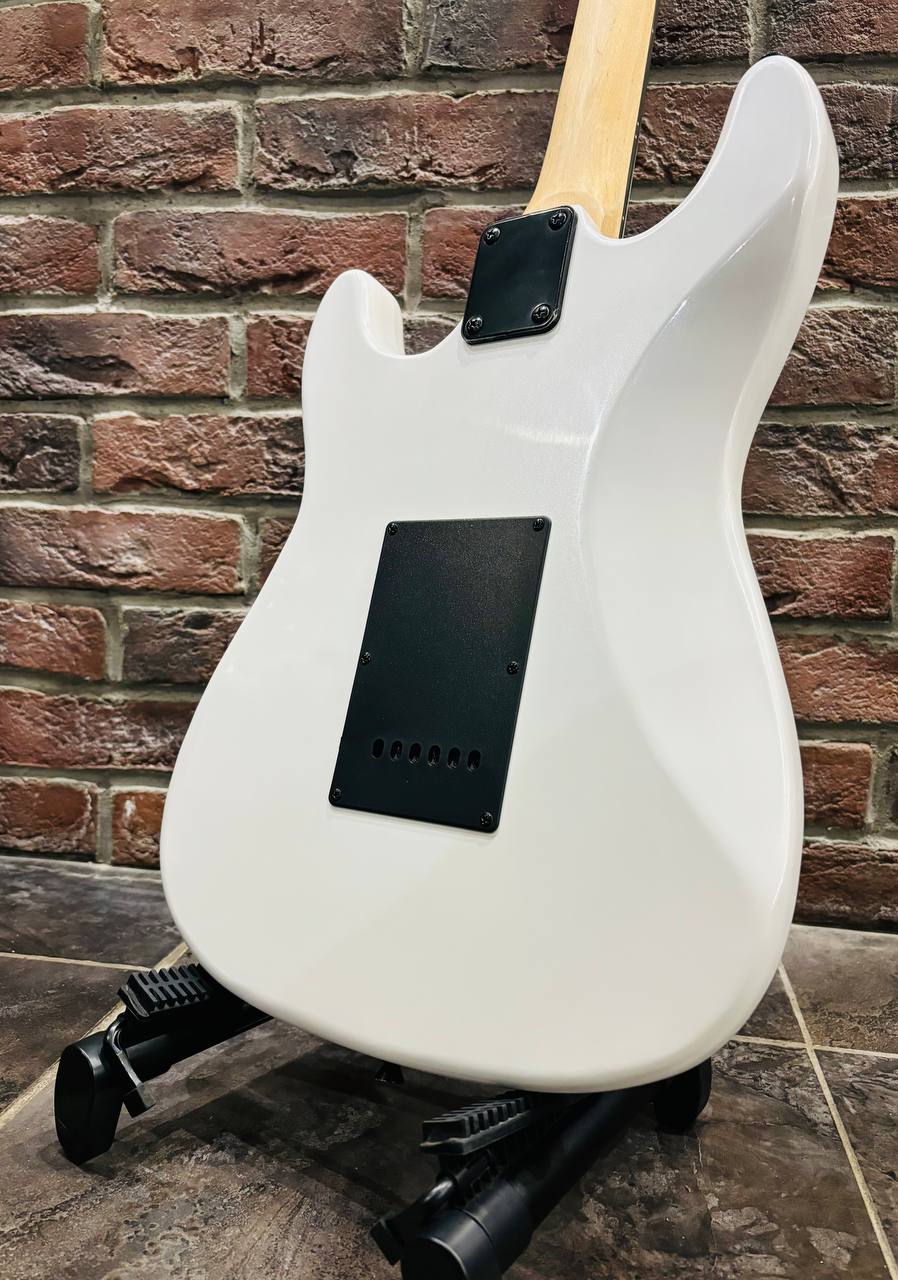 Электрогитара под Fender для Начинающих c Комбоусилителем (комплект) - изображение 4