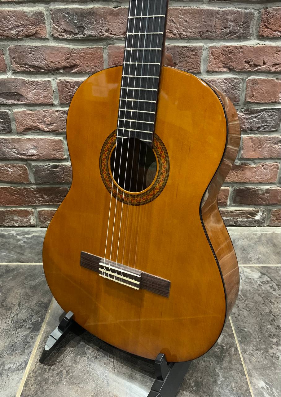 Классическая Гитара Yamaha C40-L 4/4 (Индонезия) - изображение 2