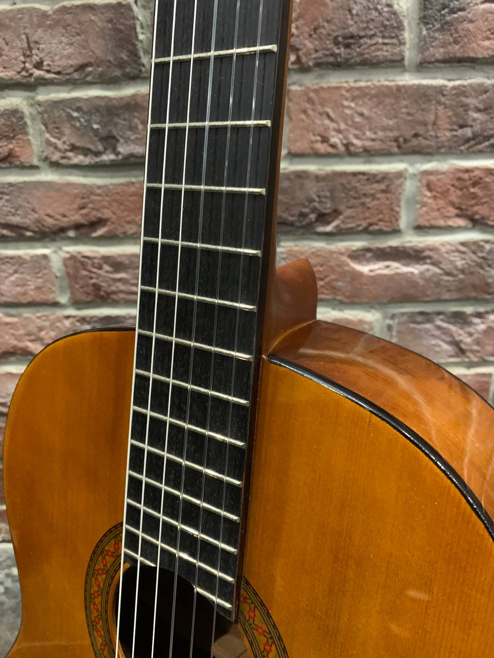 Классическая Гитара Yamaha C40-L 4/4 (Индонезия) - изображение 6
