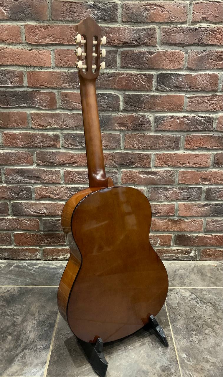 Классическая Гитара Yamaha C40-L 4/4 (Индонезия) - изображение 11