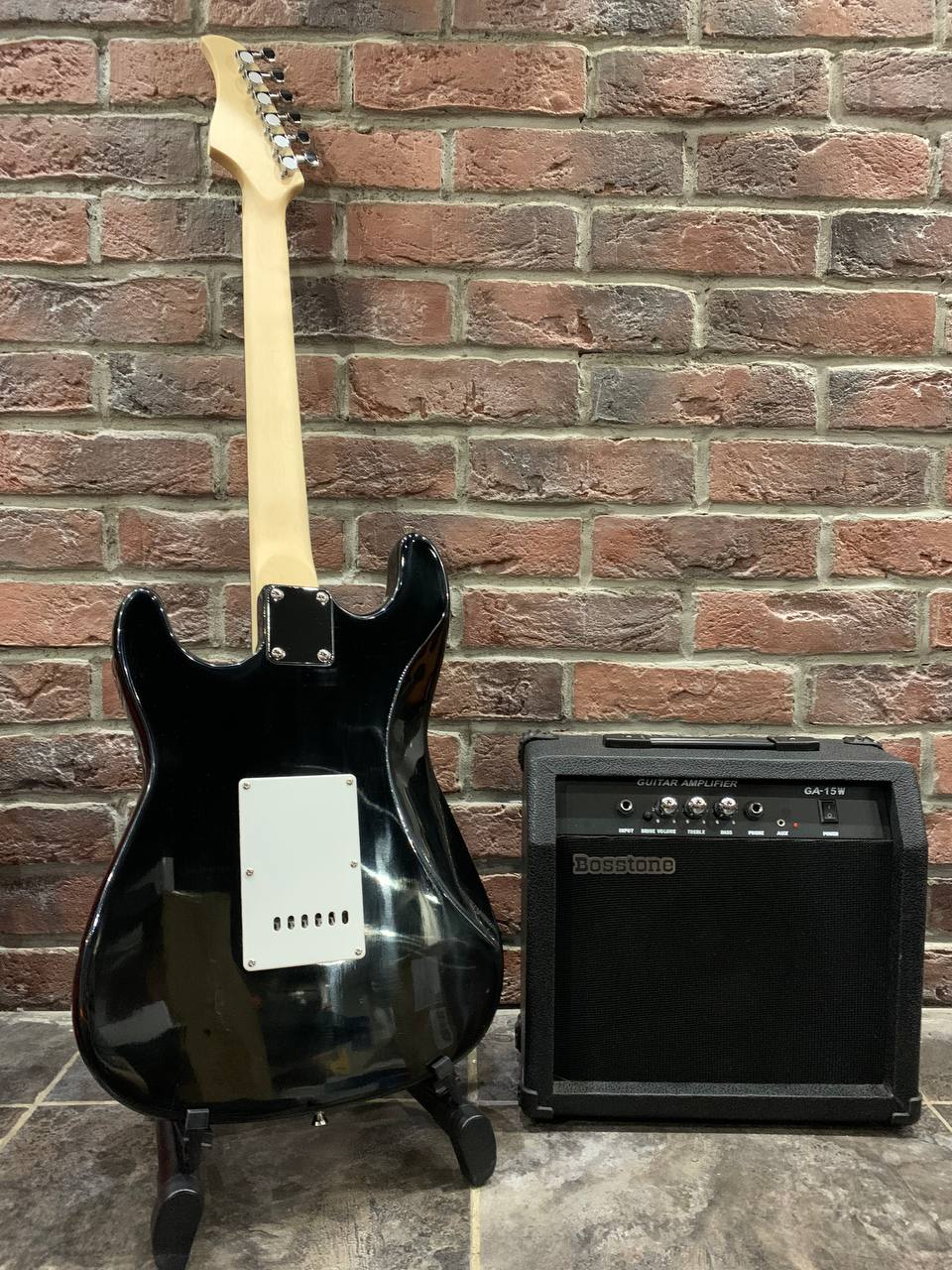 Электрогитара Stratocaster SSS + Мощный Комбик (комплект) - изображение 2