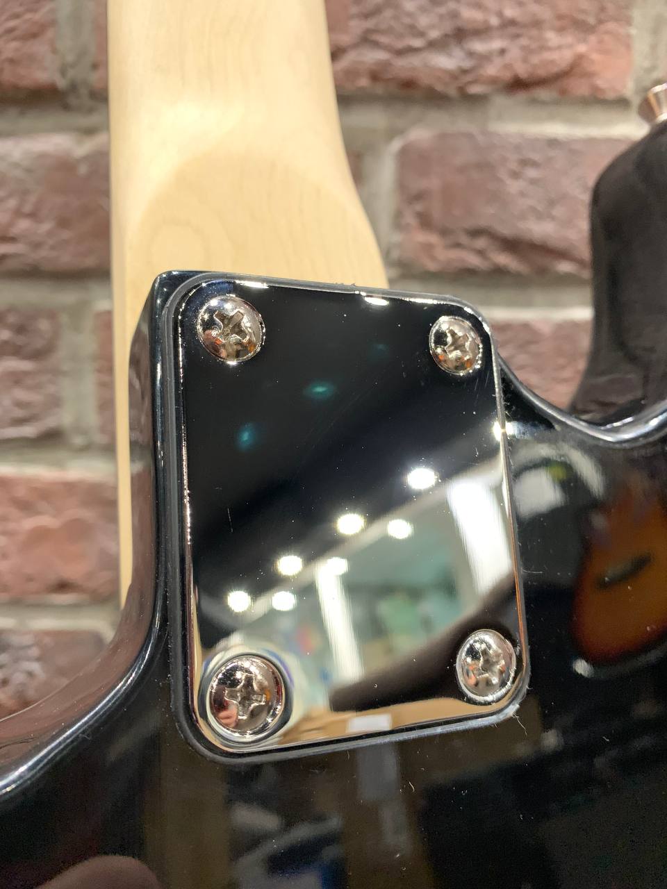 Электрогитара Stratocaster SSS + Мощный Комбик (комплект) - изображение 10