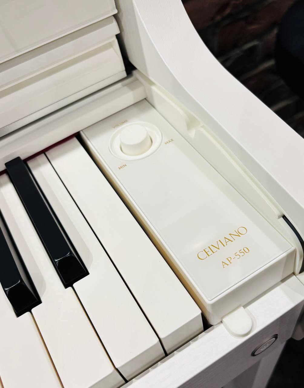 Цифровое Корпусное Пианино Casio Celviano AP-550 WH - изображение 4