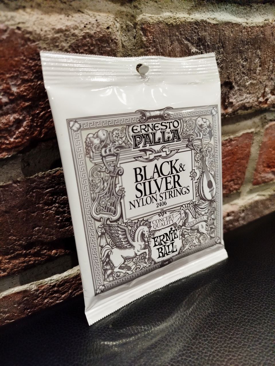 Струны для Классической Гитары Ernie Ball Ernesto Palla Black&Silver Nylon (USA) - изображение 3