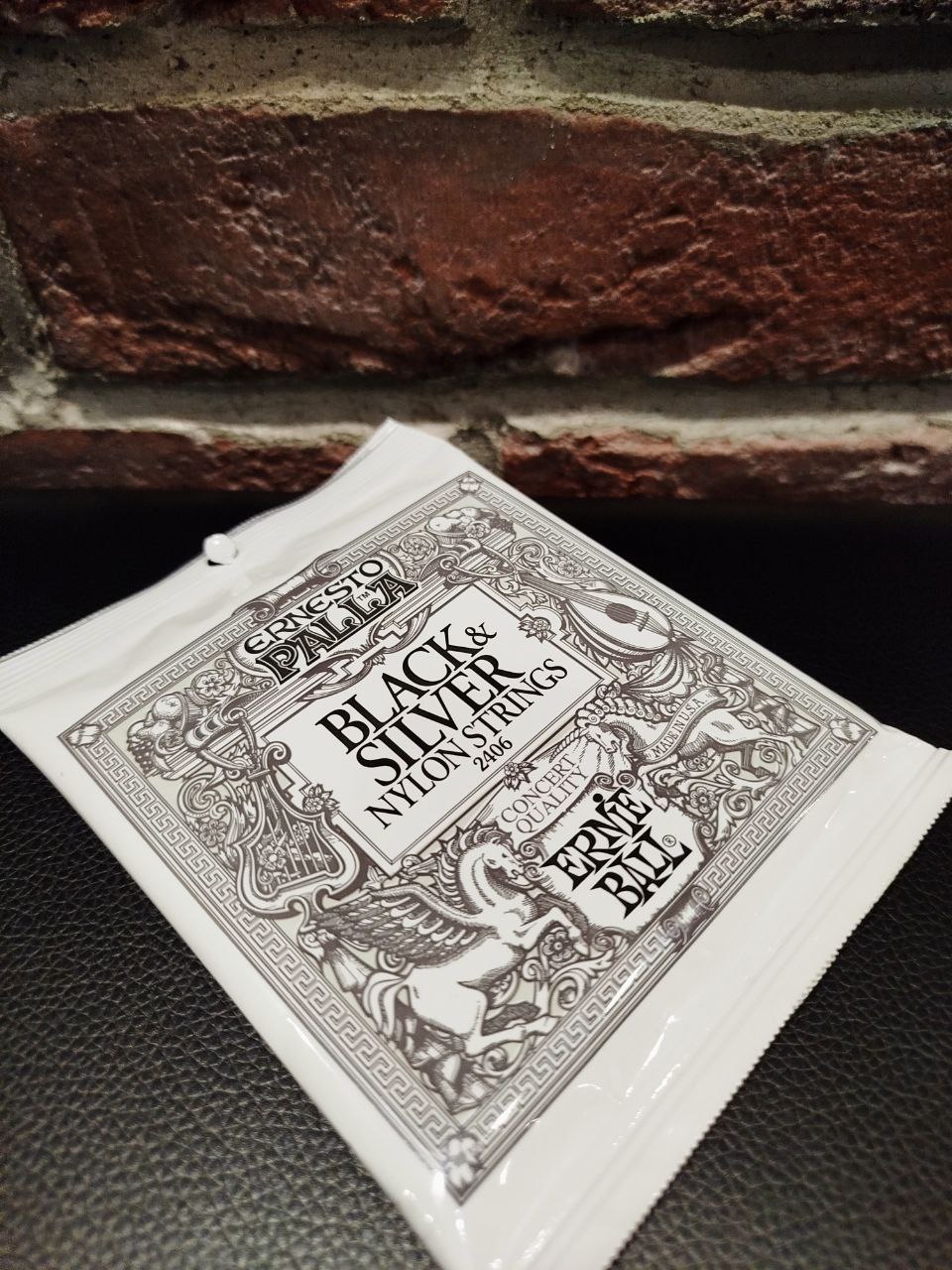 Струны для Классической Гитары Ernie Ball Ernesto Palla Black&Silver Nylon (USA) - изображение 8