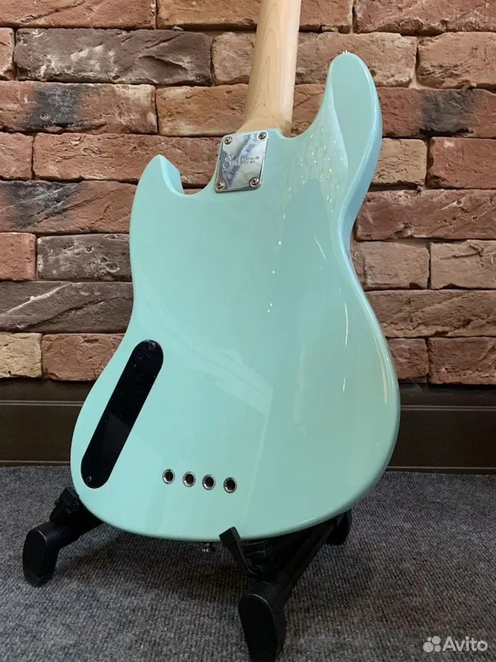 Бас-гитара Marcus Miller U5 MT MN Short 2023 - изображение 2