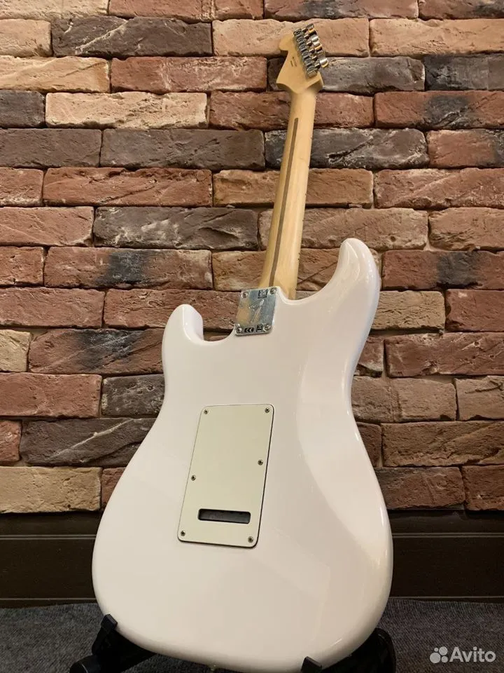 Электрогитара Fender Player Stratocaster MN Polar - изображение 9