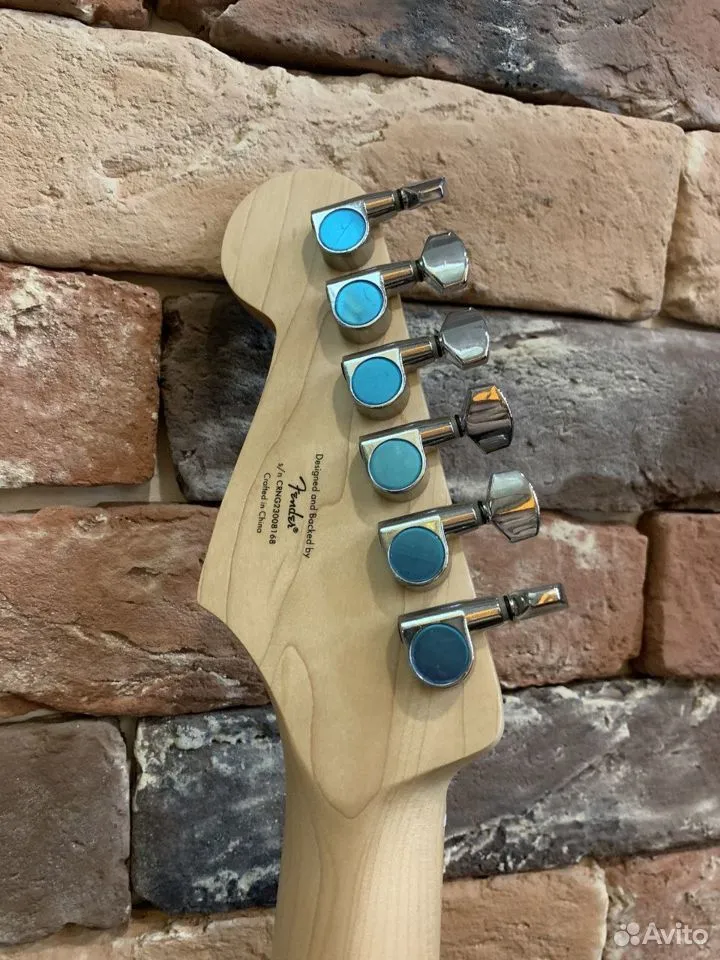 Электрогитара Squier Sonic Stratocaster HSS MN - изображение 8