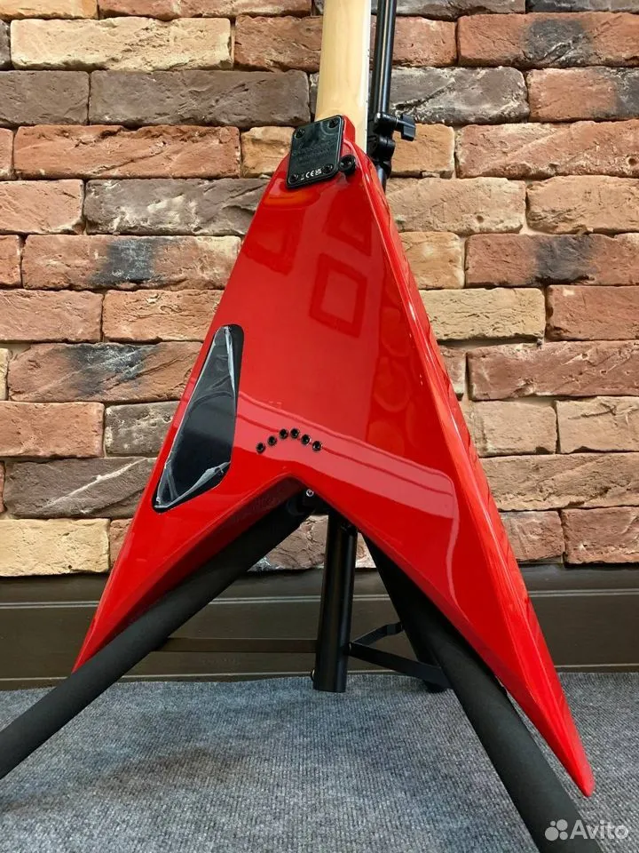 Электрогитара Jackson JS32T King V Ferarri Red - изображение 2